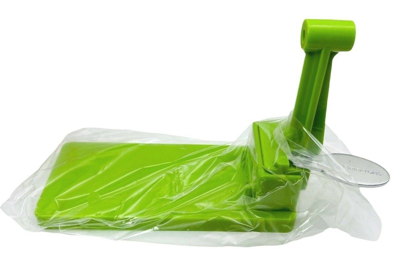 BRIEFTONS Vegetable Cutter Spiralizer 3-Interchangable Blade Styles Green-Manual