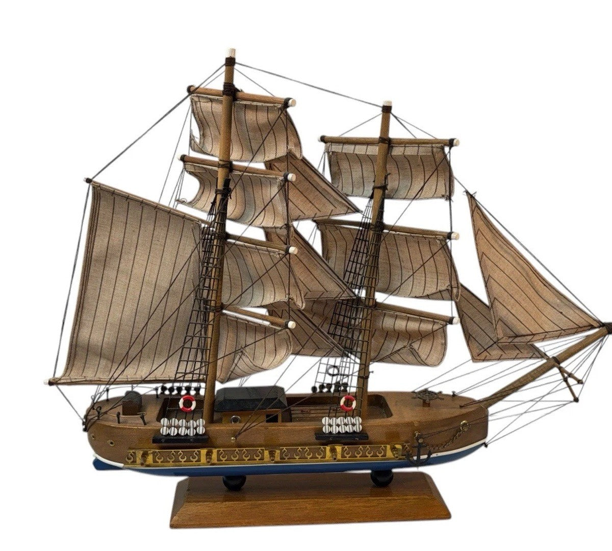 HURRICANE Model Sail Ship Clipper Vessel~Fabric Rigging 14”x16” TALL SHIPS
