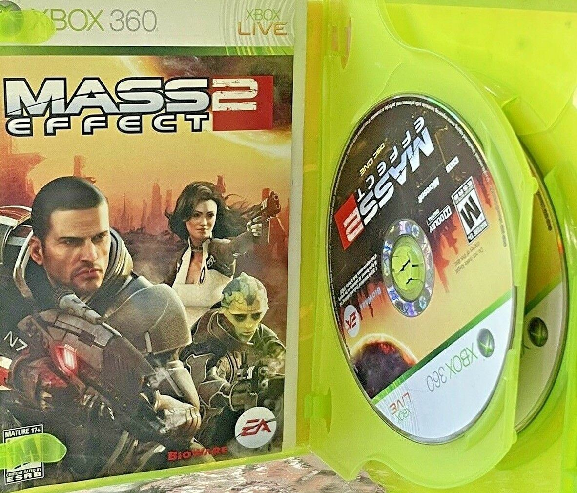 Mass Effect 2 Xbox 360 (2010 Microsoft) Includes Disc 1 & 2 "MINT CONDITION"