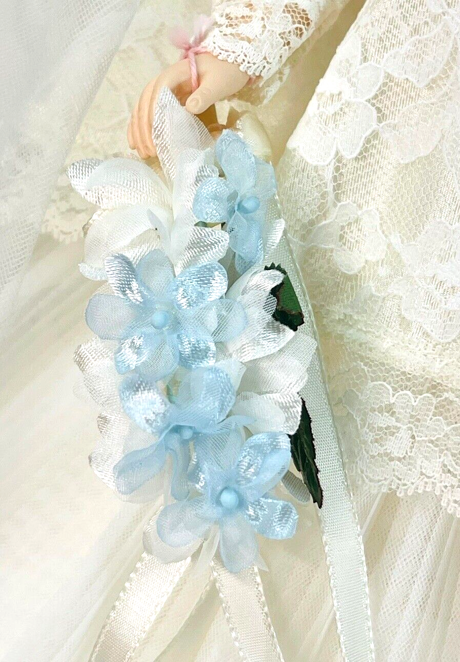 Madame Alexander DOLL 17" ELISE BRIDE #1685 ~ Brown Hair/Blue Eyes.