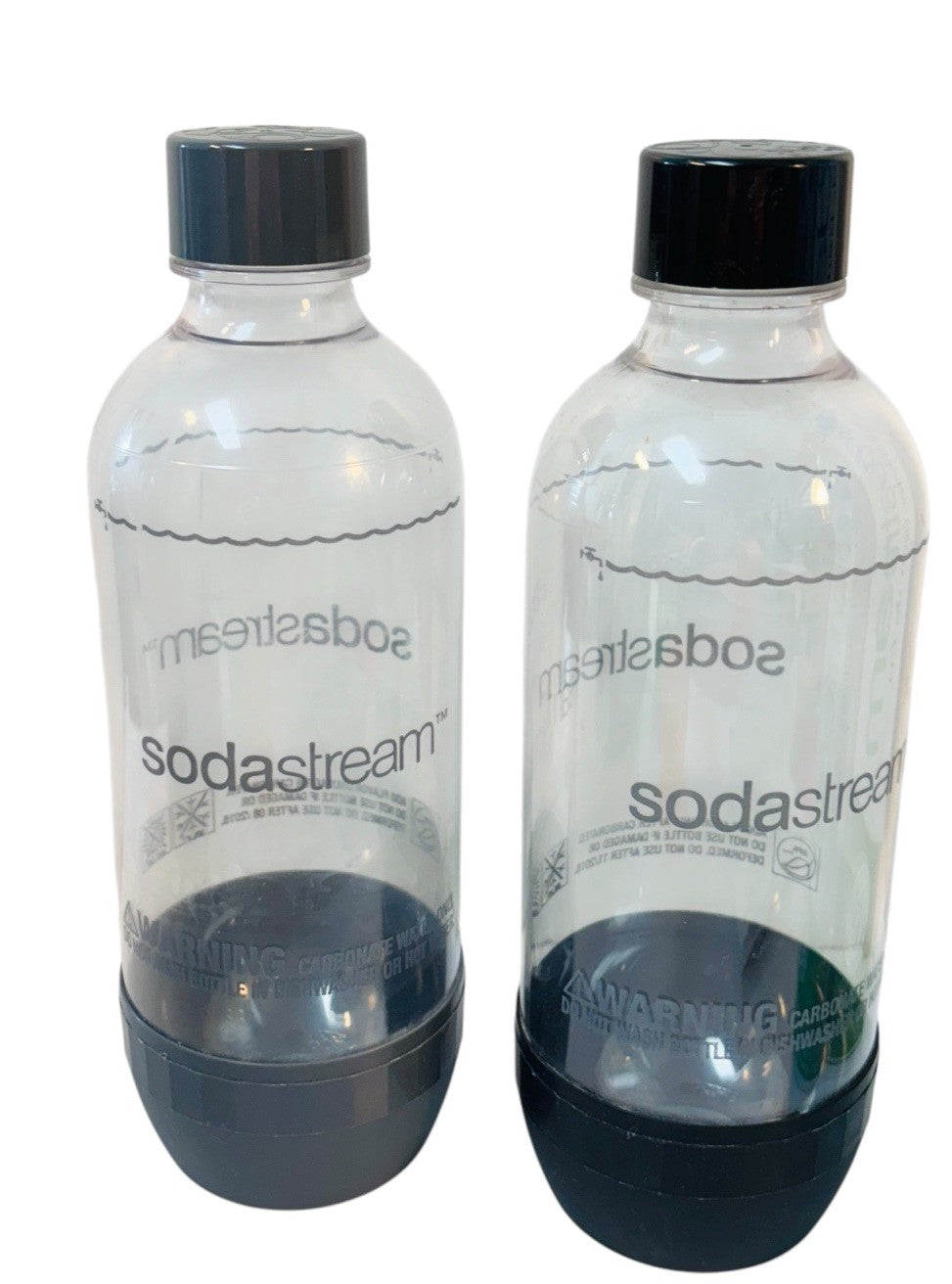 Sodastream Soda Maker Model A200 Black, Includes Starter Kit, with Bottles.