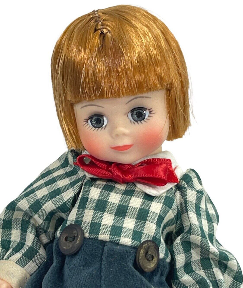 1998 Madame Alexander 8'' Doll Tommy Tittlemouse 444 Miniature Showcase