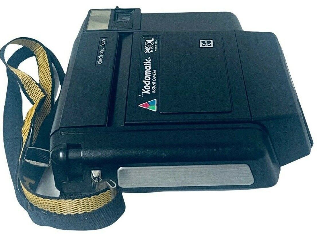 Instant Camera 980L with Electronic Flash & Shoulder Strap,  Kodamatic™~VINTAGE
