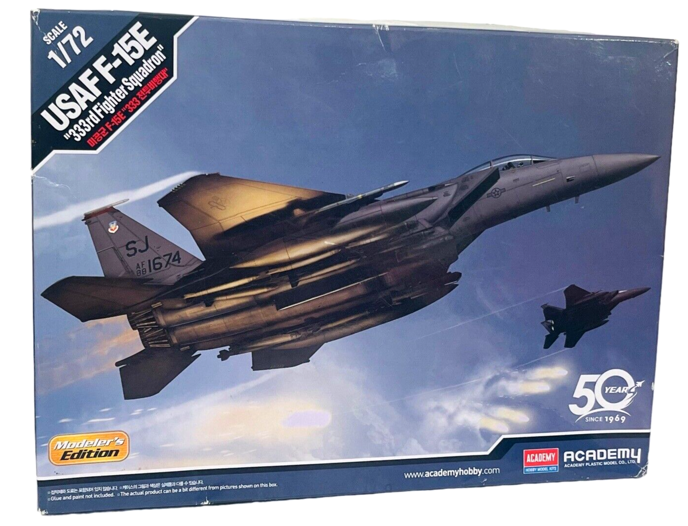 Strike Eagle 333rd FS USAF-15E Fighter - 1/72 Scale-Plastic Model  Academy F15