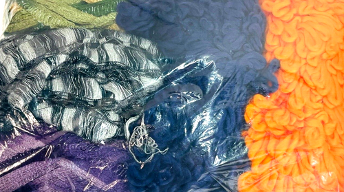 100% Mix Fibers Yarn Make 5-Scarves Net Weight 16 Oz. Fashion Pack