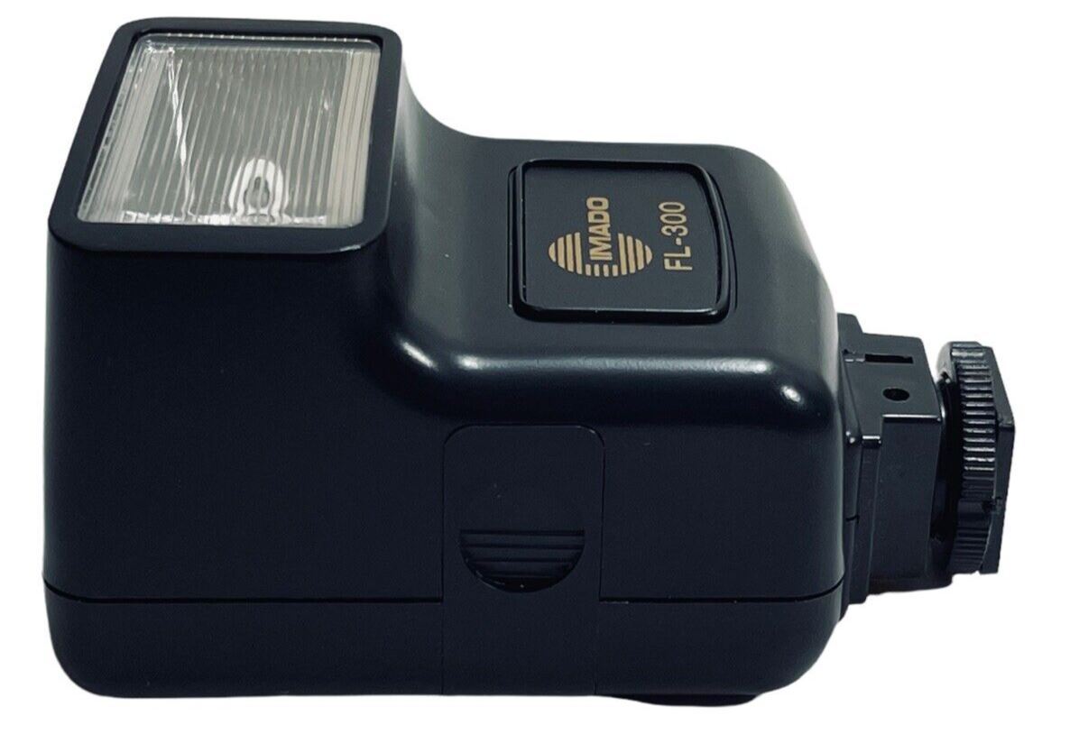 IMADO ELECTRONIC FLASH FL-300 "UPTO 25FT & METER 8.5" w/MANUAL~MINT