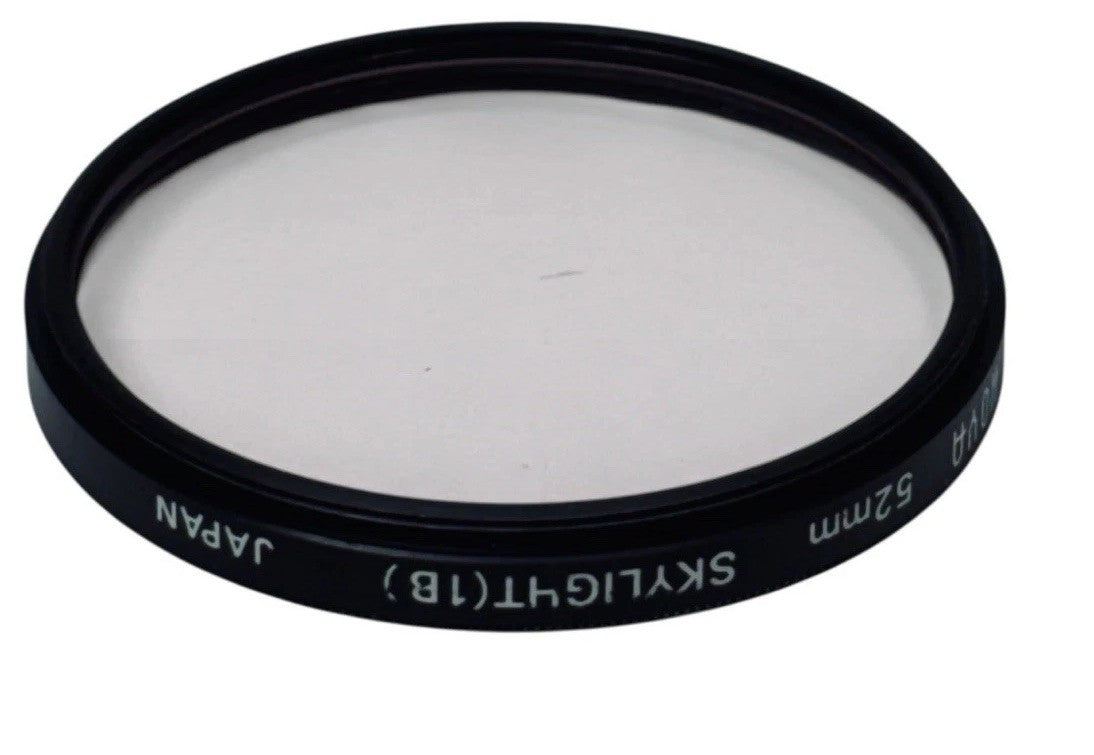 Hoya Skylight 52mm 1B Filter with Black Lens Case, PREOWNED GREAT CONDITION.