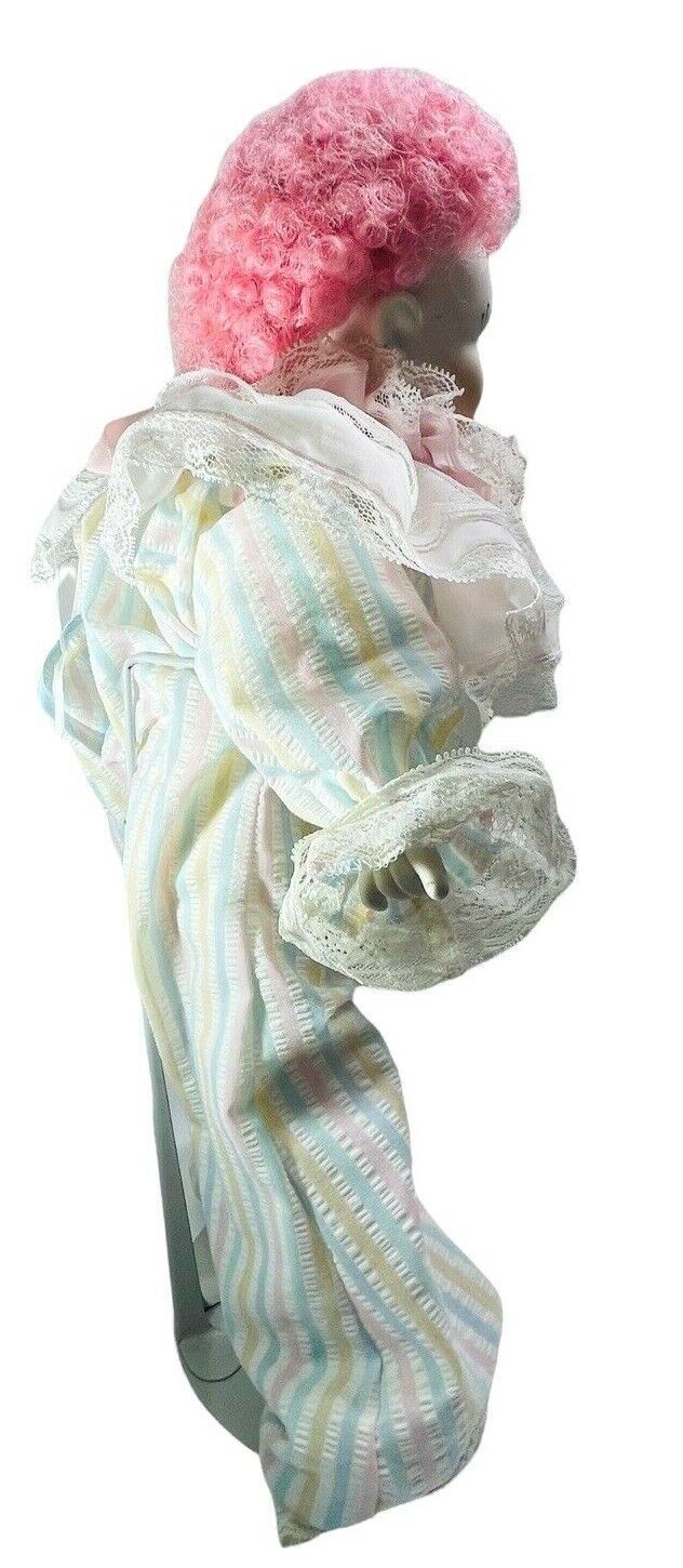 Adorable 20" Porcelain Clown Doll "1980 WINDUP, with Doll Stand, By; Joyce Wolf