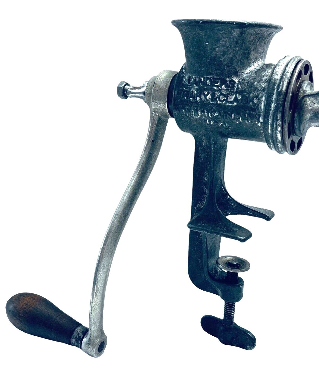 COLUMIBA FOOD CHOPPER Hand Crank Meat Grinder w/Wooden Handle - #120 - VINTAGE