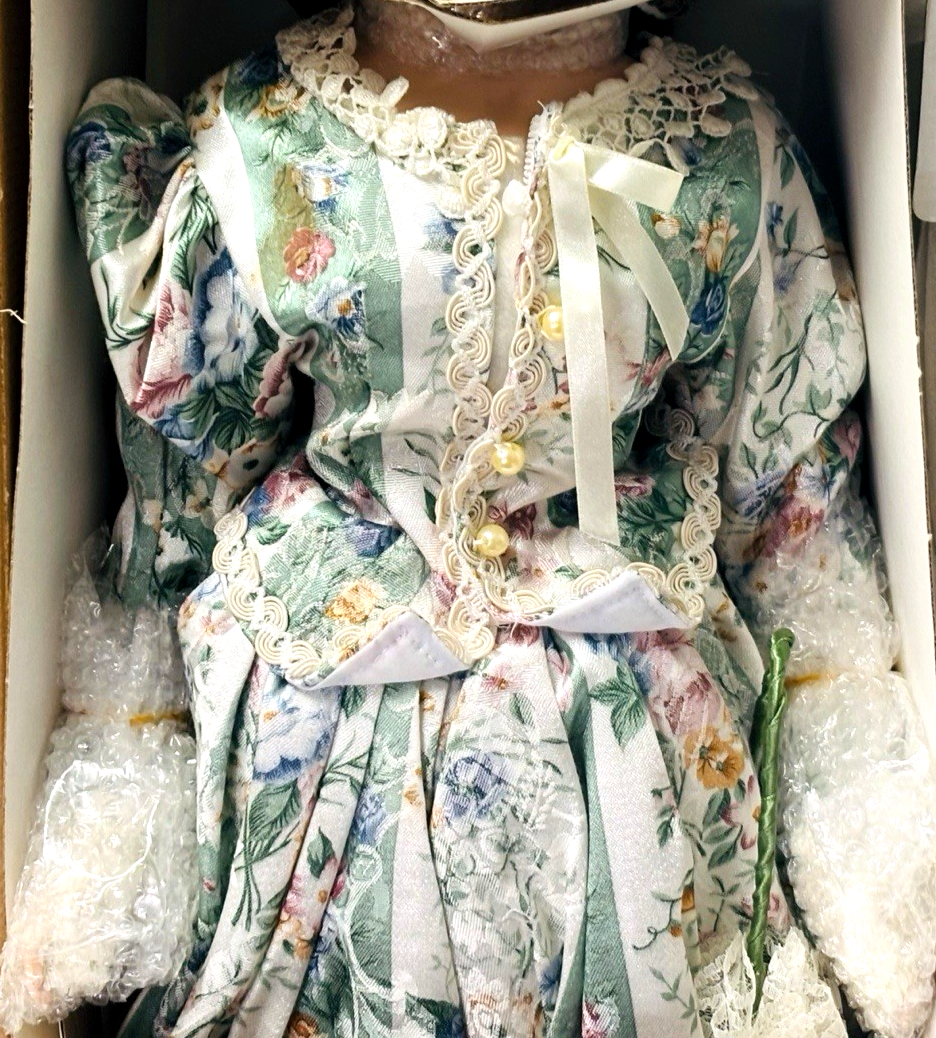 Heritage Signature Collection Porcelain Heritage Signature 26” Tall W/Doll Stand2