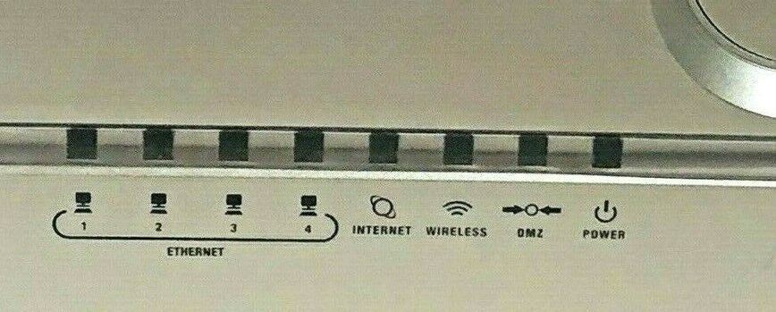  LINKSYS PC Router Wired & Wireless-G, SRX200 54 Mbps 4-Port 10/100 w/Manual NEW