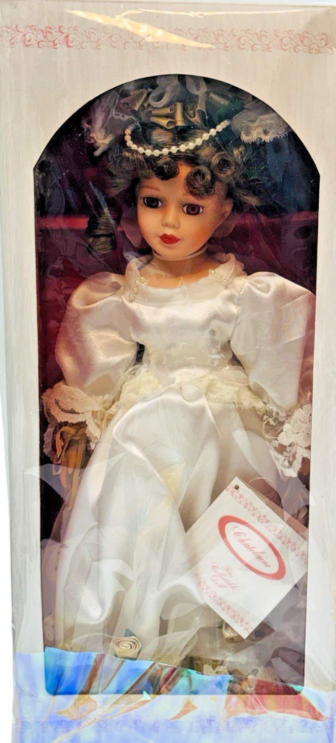 Chatelain Fine Collectible Bisque Porcelain Bride Doll 16”0